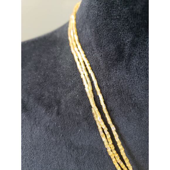 Women Vintage Yellow Beaded Necklace with Mother of Pearl Pendant and Tassel - Picture 4 of 6